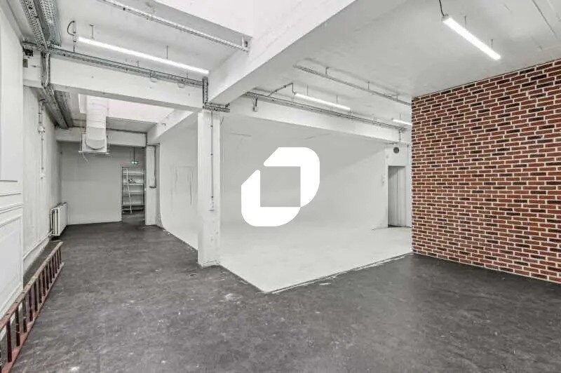 Local d’activités dans Levallois-Perret à louer - Photo de l’immeuble – Image 3 sur 14