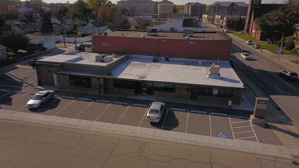 7901 Ogden Ave, Lyons, IL à louer - Photo de l’immeuble – Image 3 sur 5