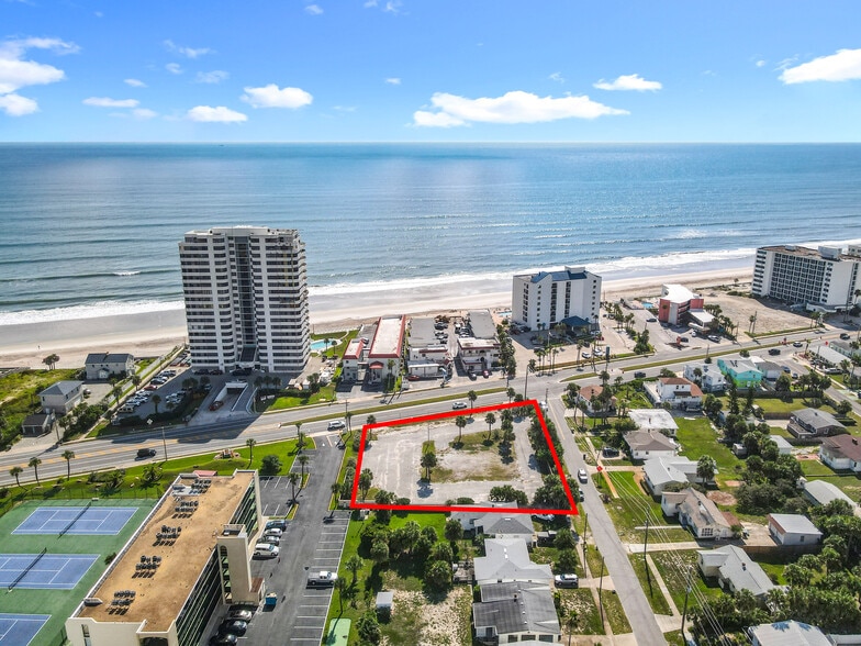1401 N Atlantic Ave, Daytona Beach, FL à vendre - Aérien – Image 3 sur 4