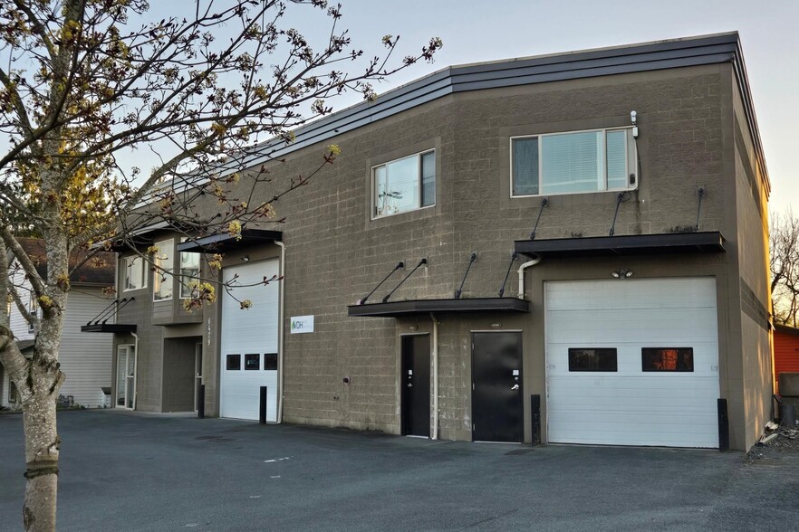 6429 Unsworth Rd, Chilliwack, BC à louer - Photo principale – Image 1 sur 13