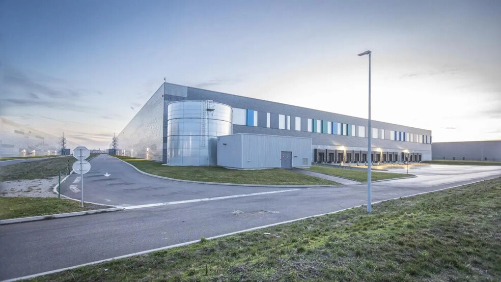 Industriel/Logistique dans Ensisheim à louer - Photo de l’immeuble – Image 3 sur 25