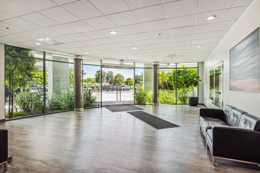 855 3rd Ave, Chula Vista, CA à louer - Hall d’entrée – Image 3 sur 7