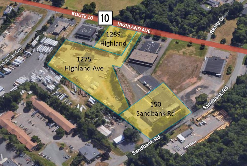 3 Property Portfolio | Cheshire, CT portefeuille de 3 biens à vendre sur LoopNet.fr Photo de l’immeuble– Image 1 sur 4