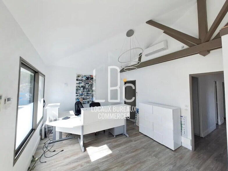 Bureau dans Basse-Goulaine à louer - Photo de l’immeuble – Image 3 sur 8