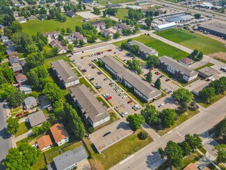 Plus de détails pour 400 17th St NW, East Grand Forks, MN - Logement à vendre