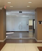 201 E Main Dr, El Paso, TX à louer Photo intérieure– Image 1 sur 20