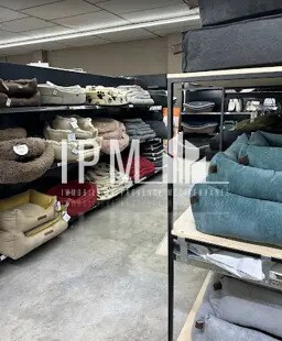 Local commercial dans Vitrolles à louer - Photo intérieure – Image 2 sur 5