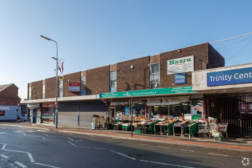 Halesowen Rd, Cradley Heath à louer - Photo de l’immeuble – Image 3 sur 4