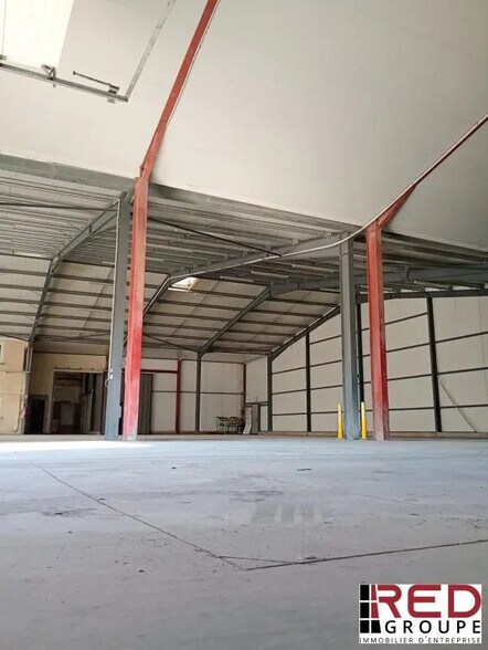 Industriel/Logistique dans Cavaillon à louer - Photo de l’immeuble – Image 2 sur 9