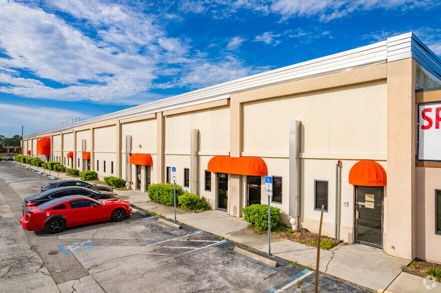9309 N Florida Ave, Tampa, FL à vendre - Photo de l’immeuble – Image 3 sur 14