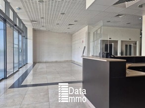 21 Boulevard Jean Monnet, Villiers-sur-Marne à louer Photo de l’immeuble– Image 1 sur 6