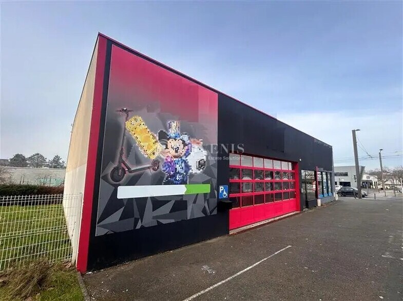 Local commercial dans Le Mans à louer - Photo de l’immeuble – Image 2 sur 2