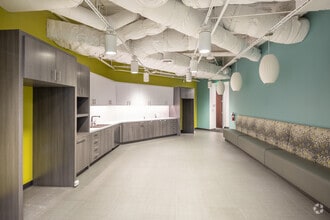 18201 Von Karman Ave, Irvine, CA à louer Numérisation 3D Matterport– Image 1 sur 2