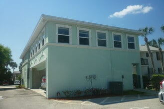317 4th Ave N, Jacksonville Beach, FL à louer Photo de l’immeuble– Image 2 sur 9