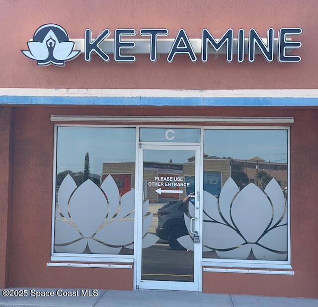 6103 N Atlantic Ave, Cape Canaveral, FL à louer Photo de l’immeuble– Image 1 sur 15