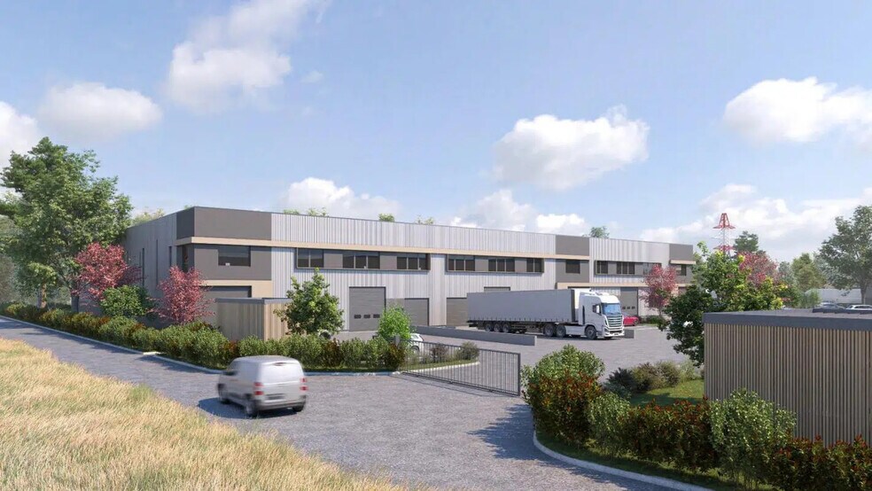 Industriel/Logistique dans Persan à vendre - Photo de l’immeuble – Image 2 sur 8