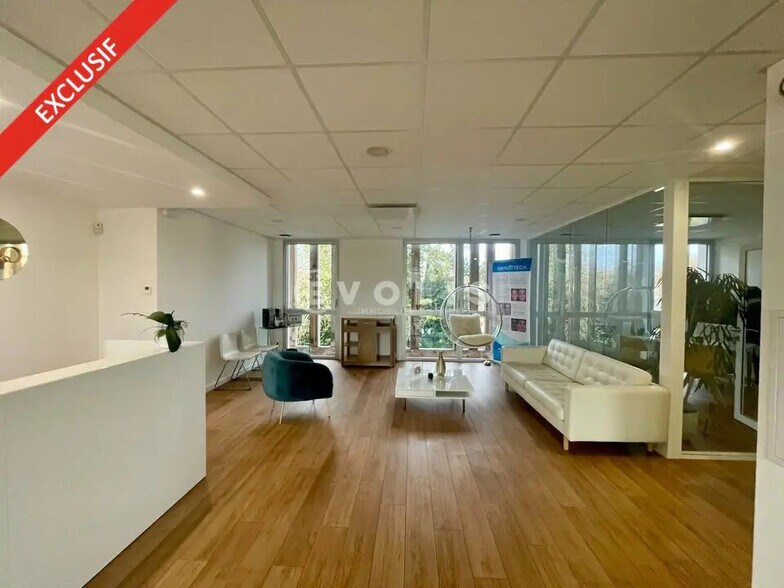 Bureau dans Biarritz à louer - Photo de l’immeuble – Image 1 sur 3