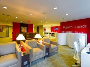 699 Walnut St, Des Moines, IA à louer Hall d’entrée– Image 2 sur 8
