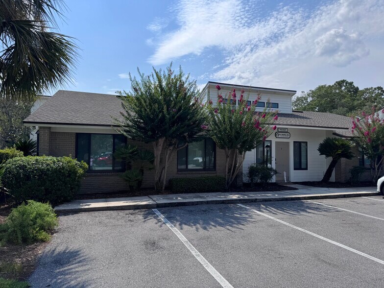 3741 San Jose Pl, Jacksonville, FL à louer - Photo de l’immeuble – Image 3 sur 5