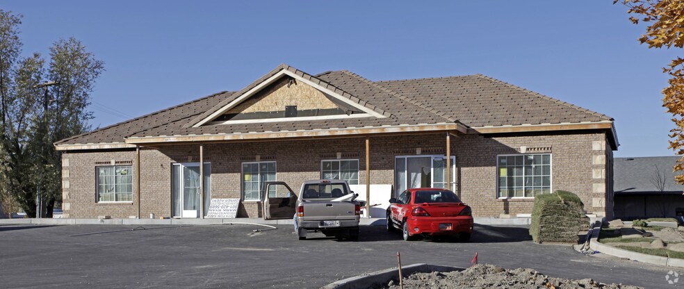 571-583 W Center St, Pleasant Grove, UT à louer - Photo de l’immeuble – Image 2 sur 32