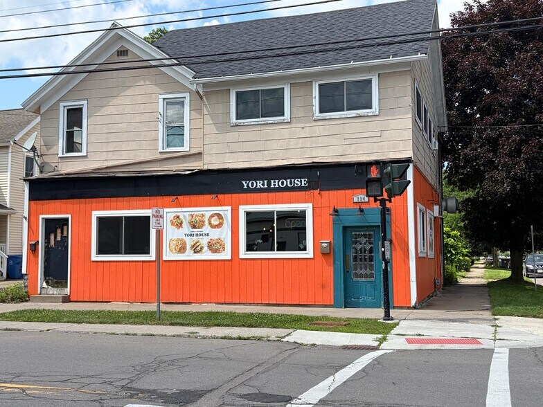 114 Elm Street, Cortland, NY à vendre - Photo principale – Image 1 sur 39