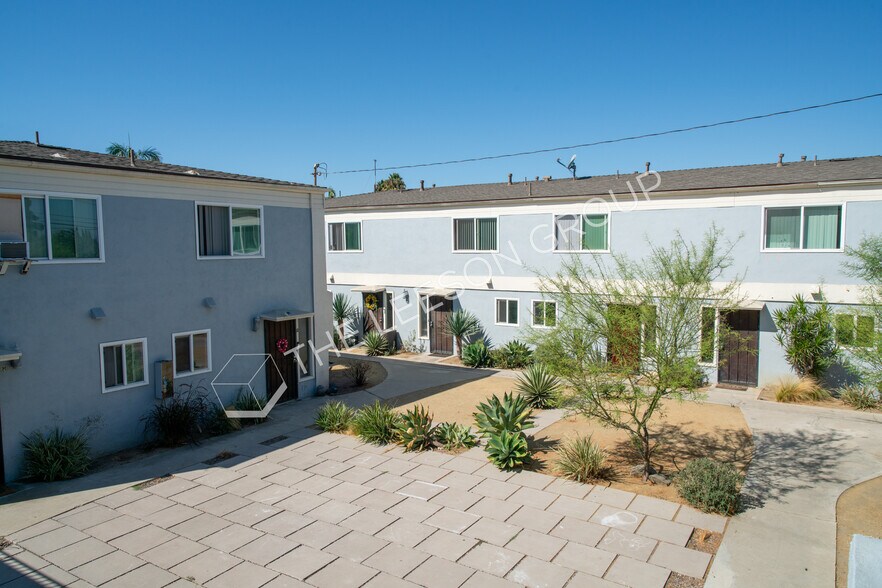 13392 Magnolia St, Garden Grove, CA à vendre - Photo de l’immeuble – Image 3 sur 17