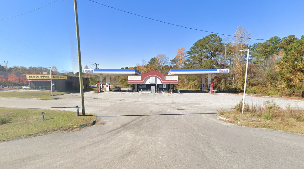 521 Highway 601 S, Lugoff, SC à vendre Photo de l’immeuble– Image 1 sur 4