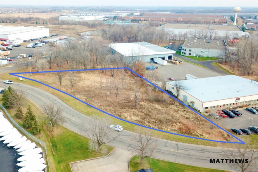 21100 Commerce Blvd, Rogers, MN à vendre - Photo de l’immeuble – Image 2 sur 3