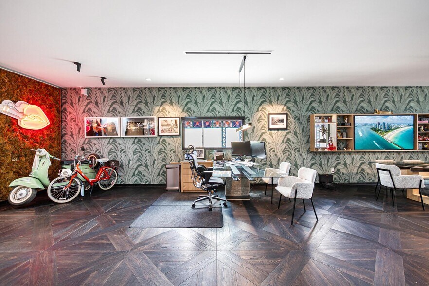 5935 NE 2nd Ave, Miami, FL à louer - Photo de l’immeuble – Image 3 sur 13