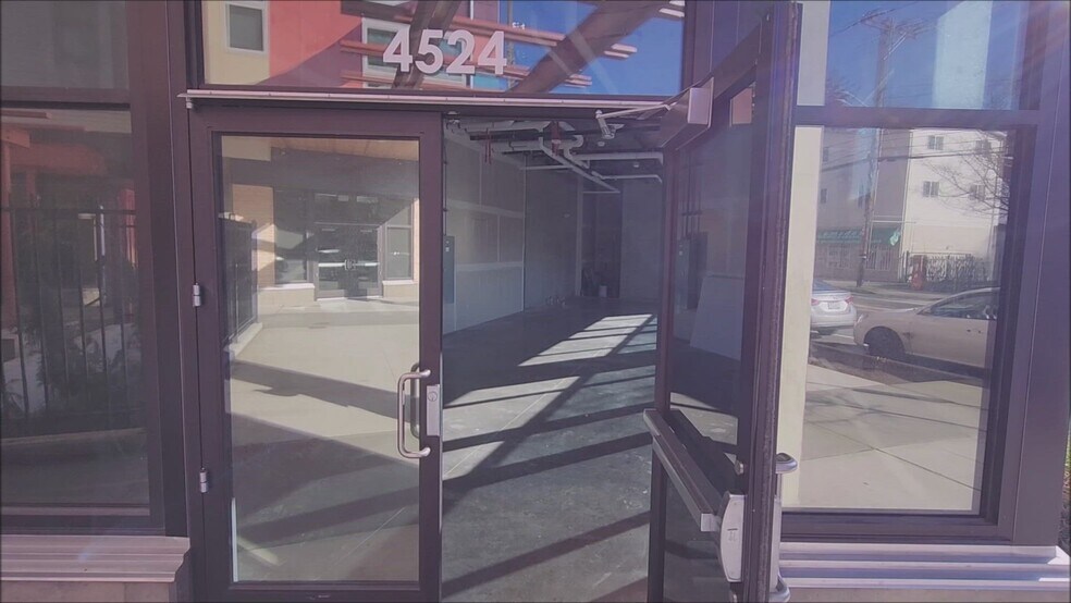 4524 S Henderson St, Seattle, WA à louer - Vidéo sur l’annonce professionnelle – Image 2 sur 6