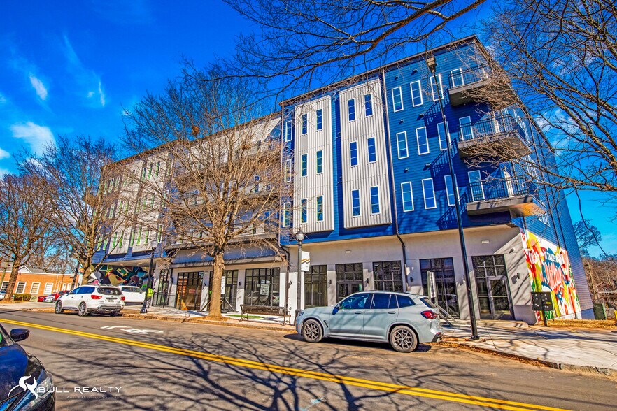 456 Flat Shoals SE, Atlanta, GA à louer - Photo de l’immeuble – Image 2 sur 6