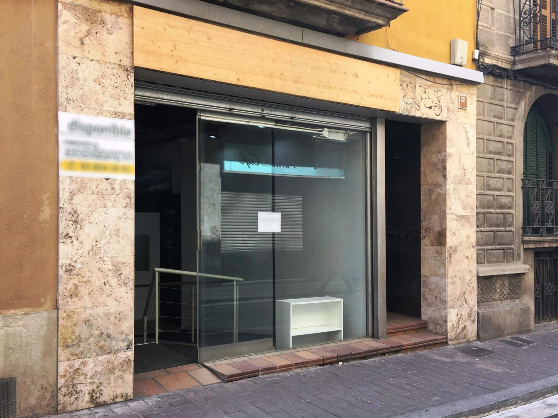 Local commercial dans Igualada, Barcelona à louer Photo de l’immeuble– Image 1 sur 10