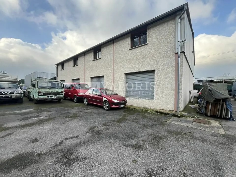 Local d'activités dans Marcilly-d'Azergues à vendre Photo principale– Image 1 sur 8