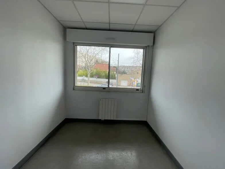 Bureau dans Lyon à louer - Photo de l’immeuble – Image 3 sur 5