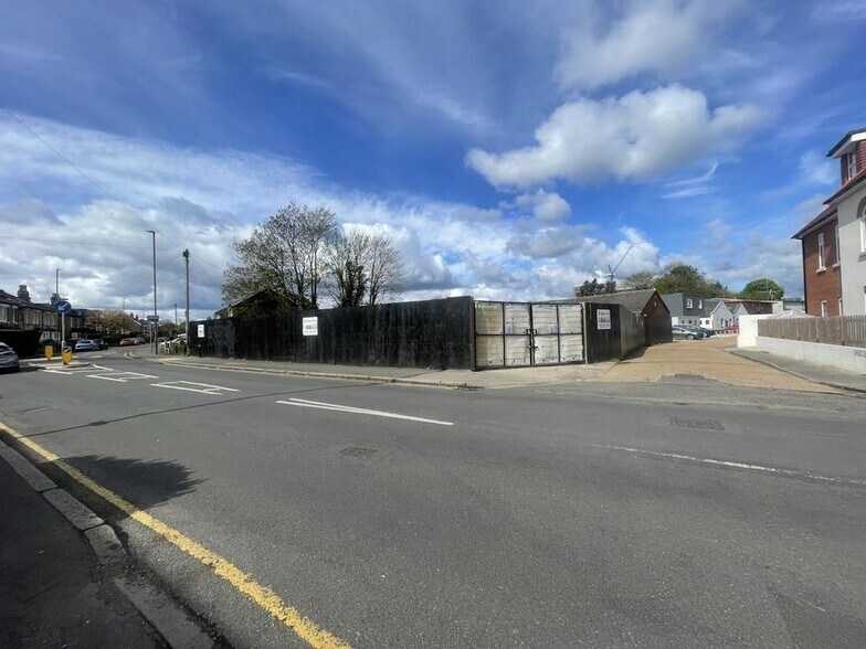 Drake Ave, Staines à vendre - Photo de l’immeuble – Image 1 sur 5