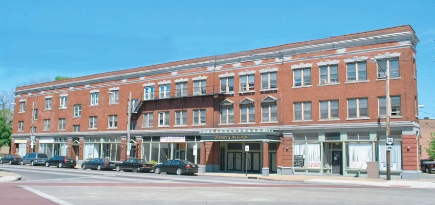 3335 E 55th St, Cleveland, OH à louer Photo principale– Image 1 sur 3