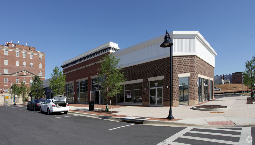 5501 Baltimore Ave, Hyattsville, MD à louer - Photo de l’immeuble – Image 3 sur 5