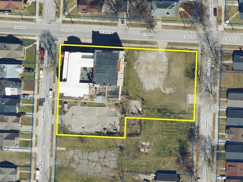 2701 E 43rd St, Kansas City, MO à vendre - Photo principale – Image 1 sur 1