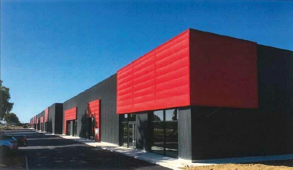 Route Métropolitaine 20, Saint-Jory à louer - Photo de l’immeuble – Image 1 sur 5
