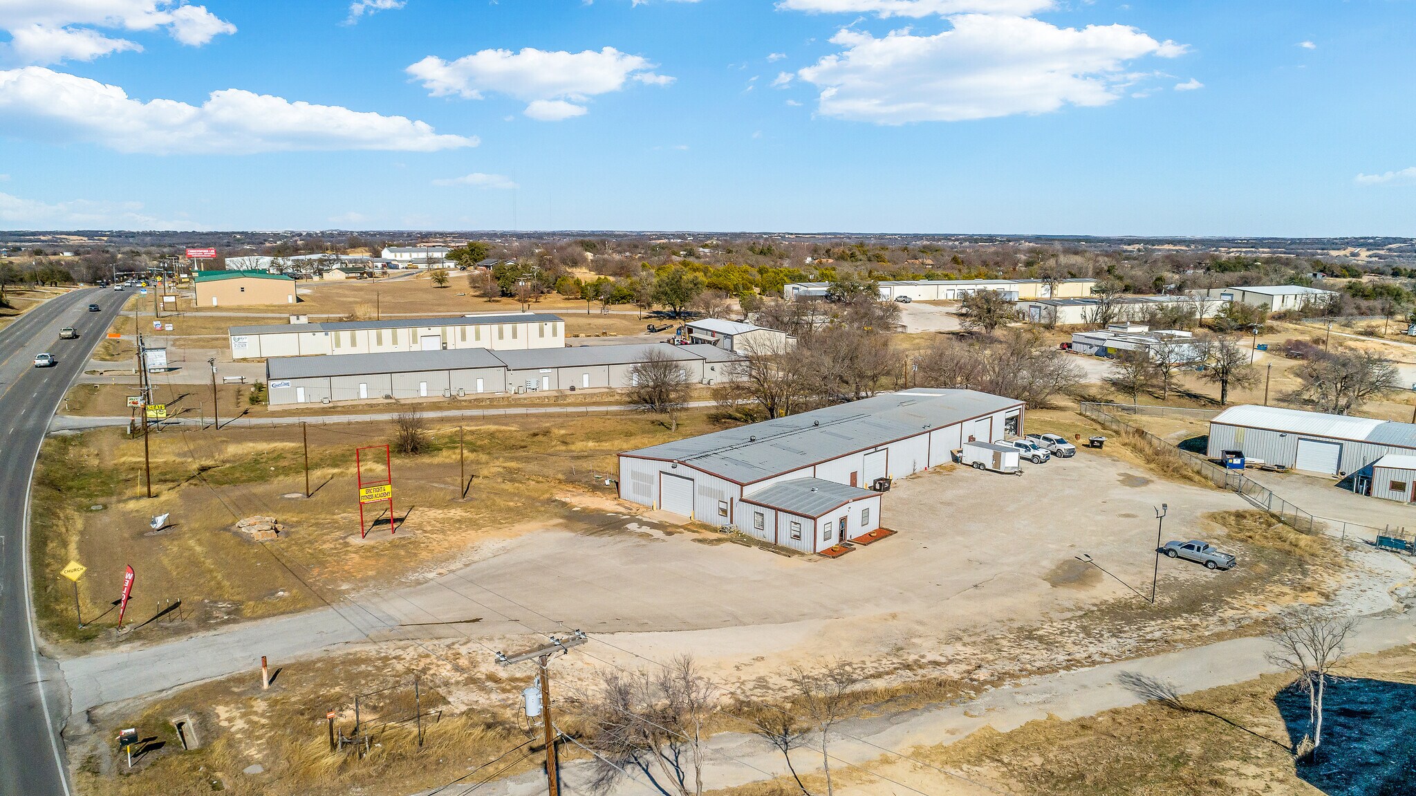 1806 N Main St, Weatherford, TX à louer Photo principale– Image 1 sur 14