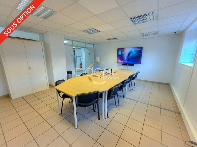 Plus de détails pour Bureau à louer