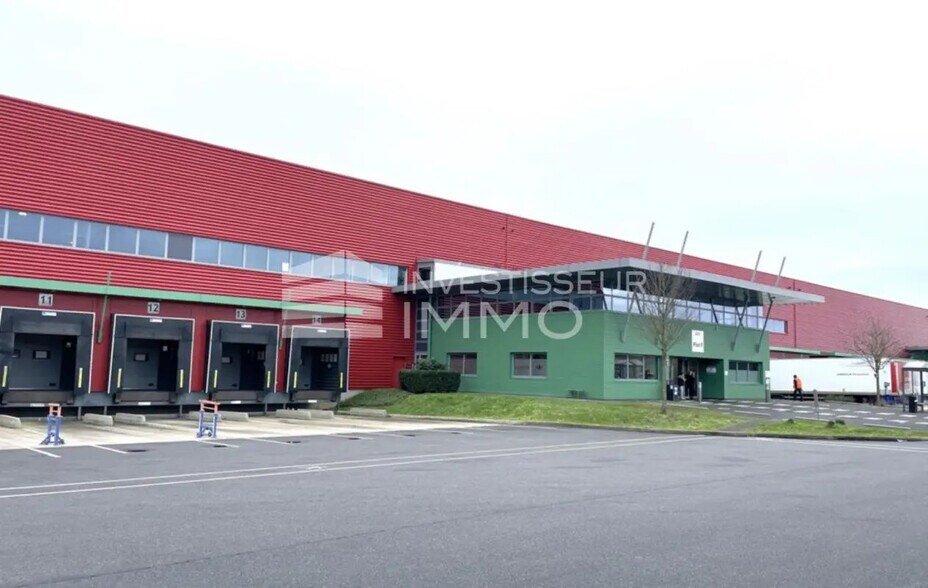 Industriel/Logistique dans Le Coudray-Montceaux à louer - Photo de l’immeuble – Image 2 sur 7