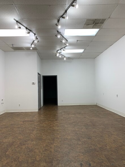 138-140 Johnny Mercer Blvd, Savannah, GA à louer - Photo de l’immeuble – Image 3 sur 9