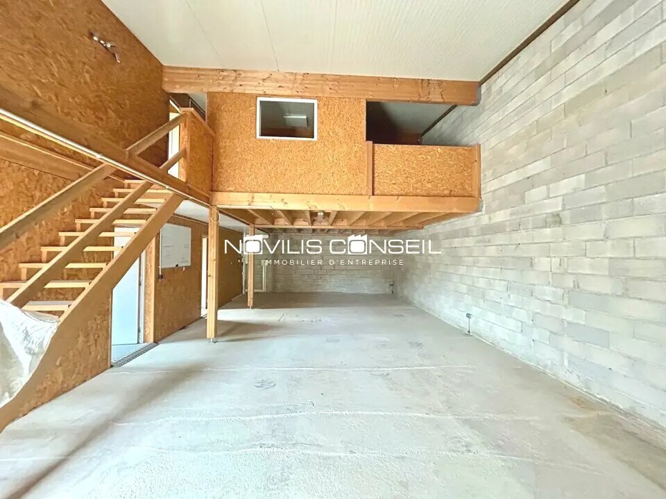 Local d’activités dans Garidech à louer Photo de l’immeuble– Image 1 sur 8