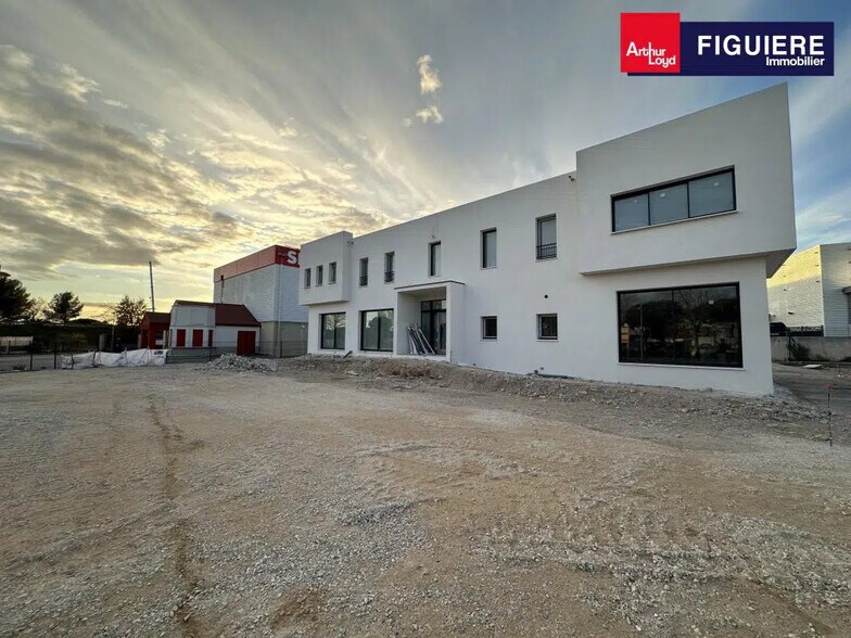 4 Rue François Dumouriez Du Périer, Vitrolles à louer - Photo de l’immeuble – Image 1 sur 10