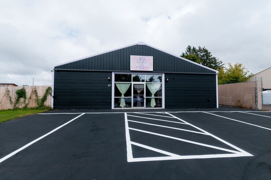 23 W St. Patrick St, Rice Lake, WI à vendre - Photo de l’immeuble – Image 3 sur 24