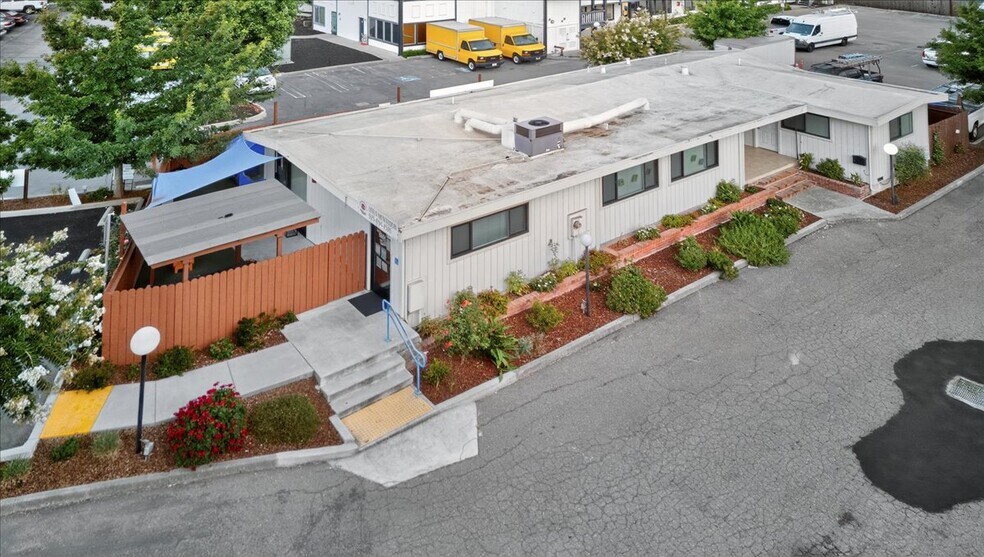 2120 Omega Rd, San Ramon, CA à vendre - Photo de l’immeuble – Image 1 sur 37