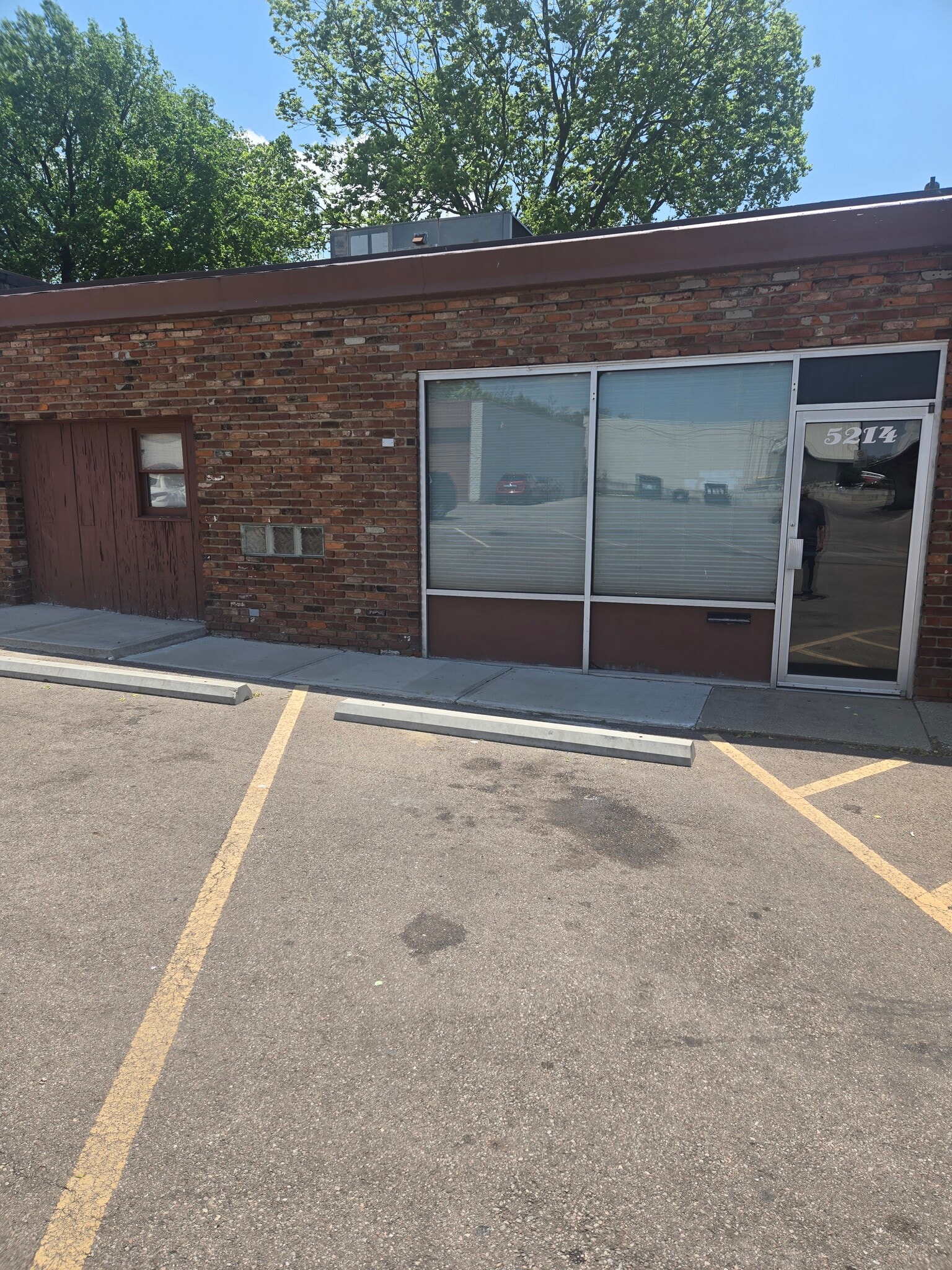 5210-5214 N Dixie Dr, Dayton, OH à louer Photo intérieure– Image 1 sur 5