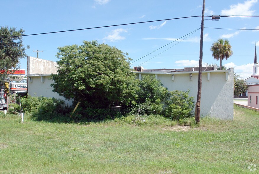 2009 N Cocoa Blvd, Cocoa, FL à vendre - Photo de l’immeuble – Image 3 sur 5