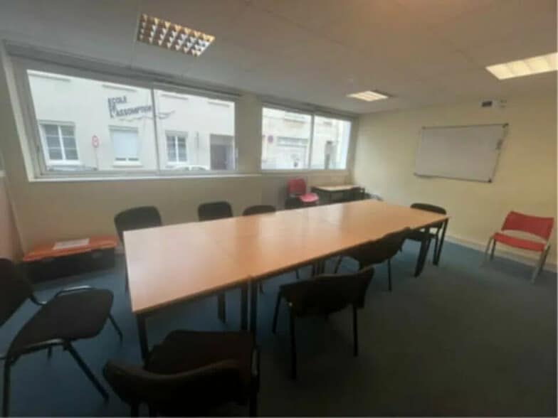 Bureau dans Le Havre à louer - Photo de l’immeuble – Image 3 sur 5